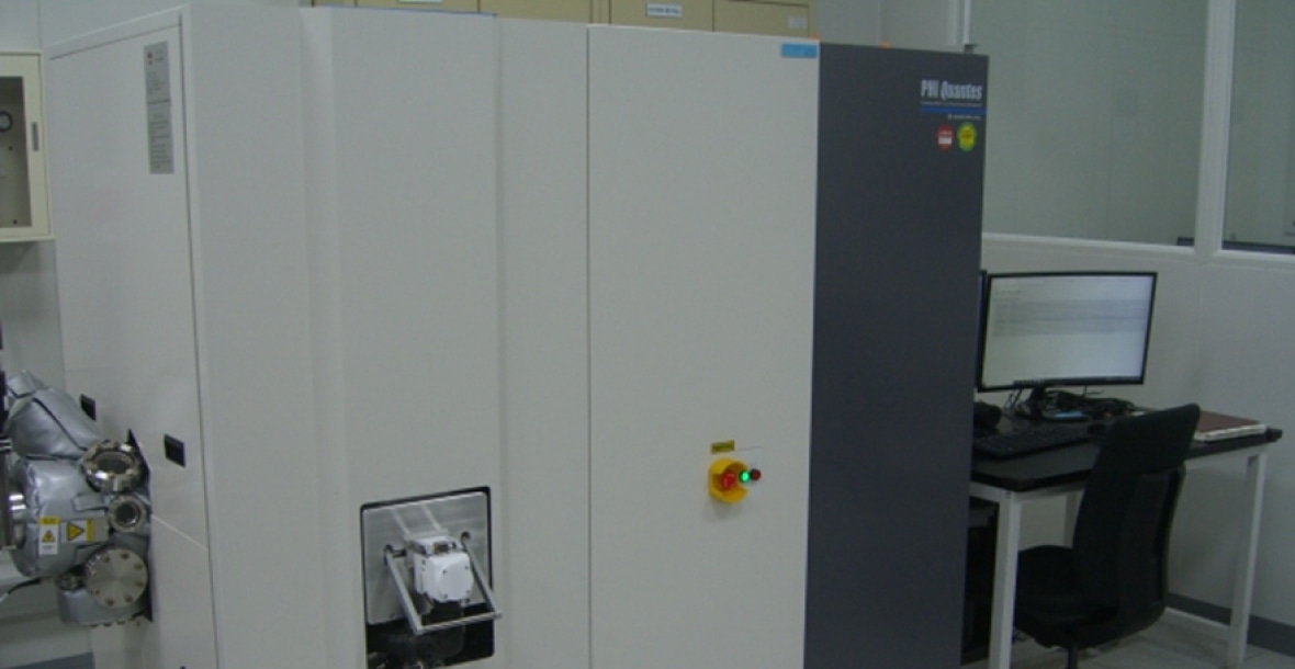 Hard X-ray photoelectron spectroscopy (HAXPES)